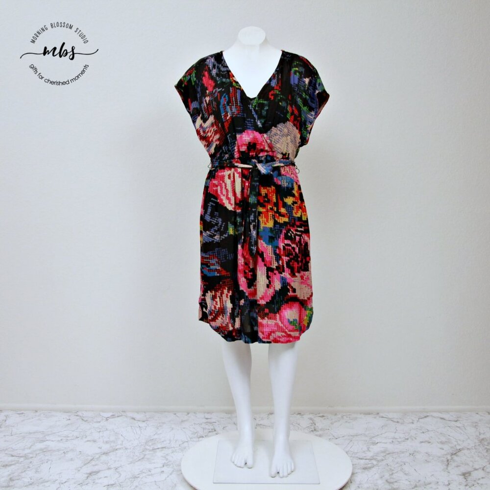 Anthropologie Astrid Needlepoint Floral Surplice Tie Waist Mini Dress - Picture 4 of 16